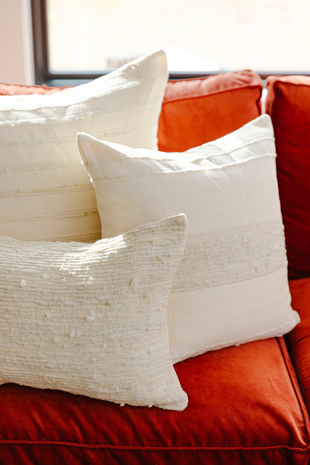 http://azulina.com/cdn/shop/articles/azulina-home-ivory-pillows.jpg?v=1683544198
