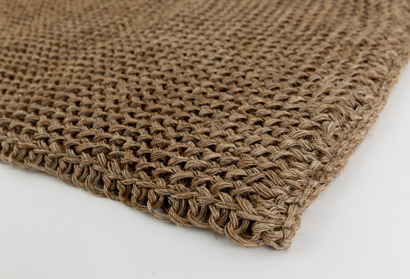 Azulina Home - Arena Fique Mat - 100% natural fique hand made in Colombia. Can be used as a doormat, bath mat or great for a mud room.